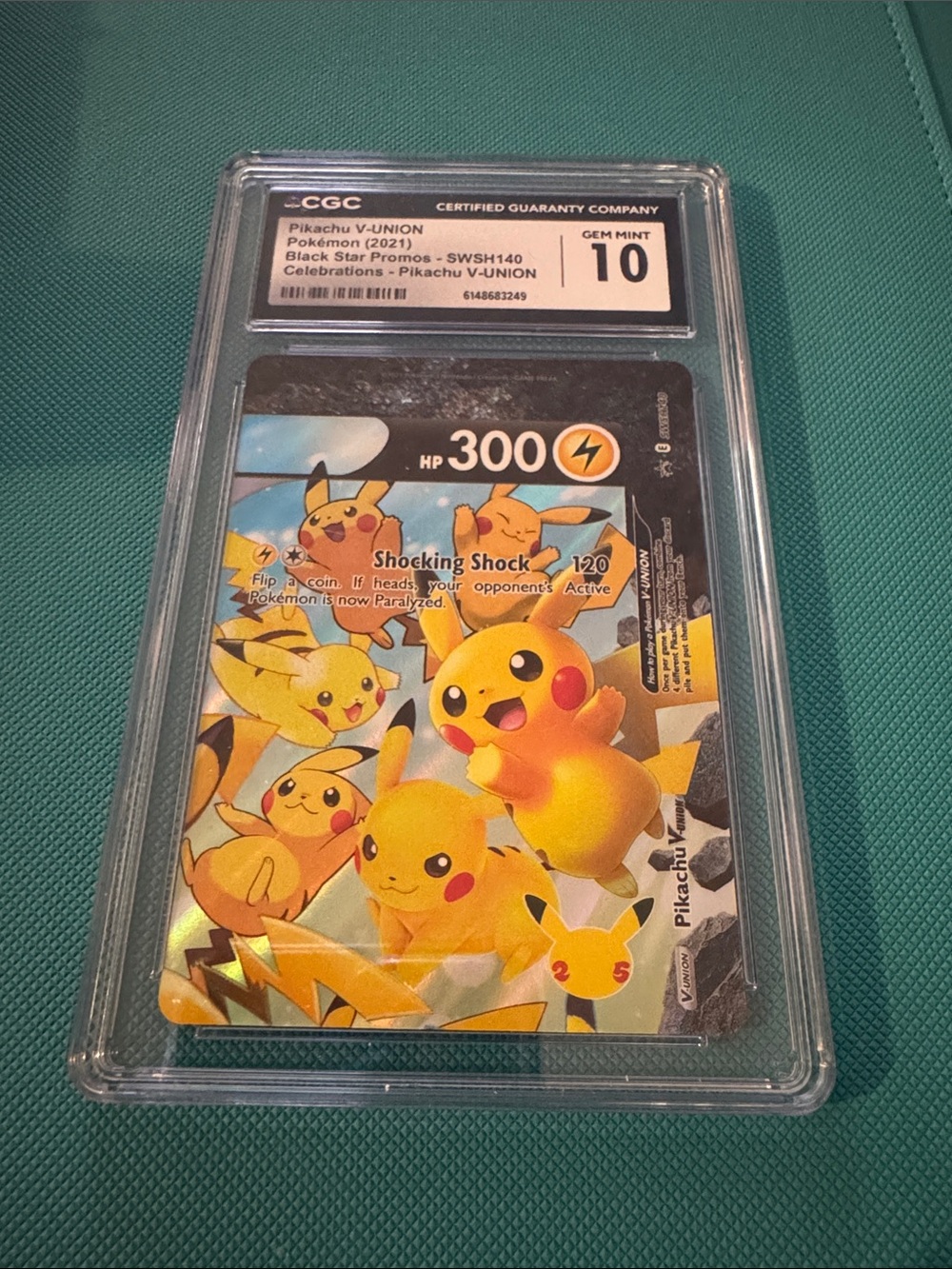 Pokemon Pikachu V-UNION Promo Card - Yellow, Black